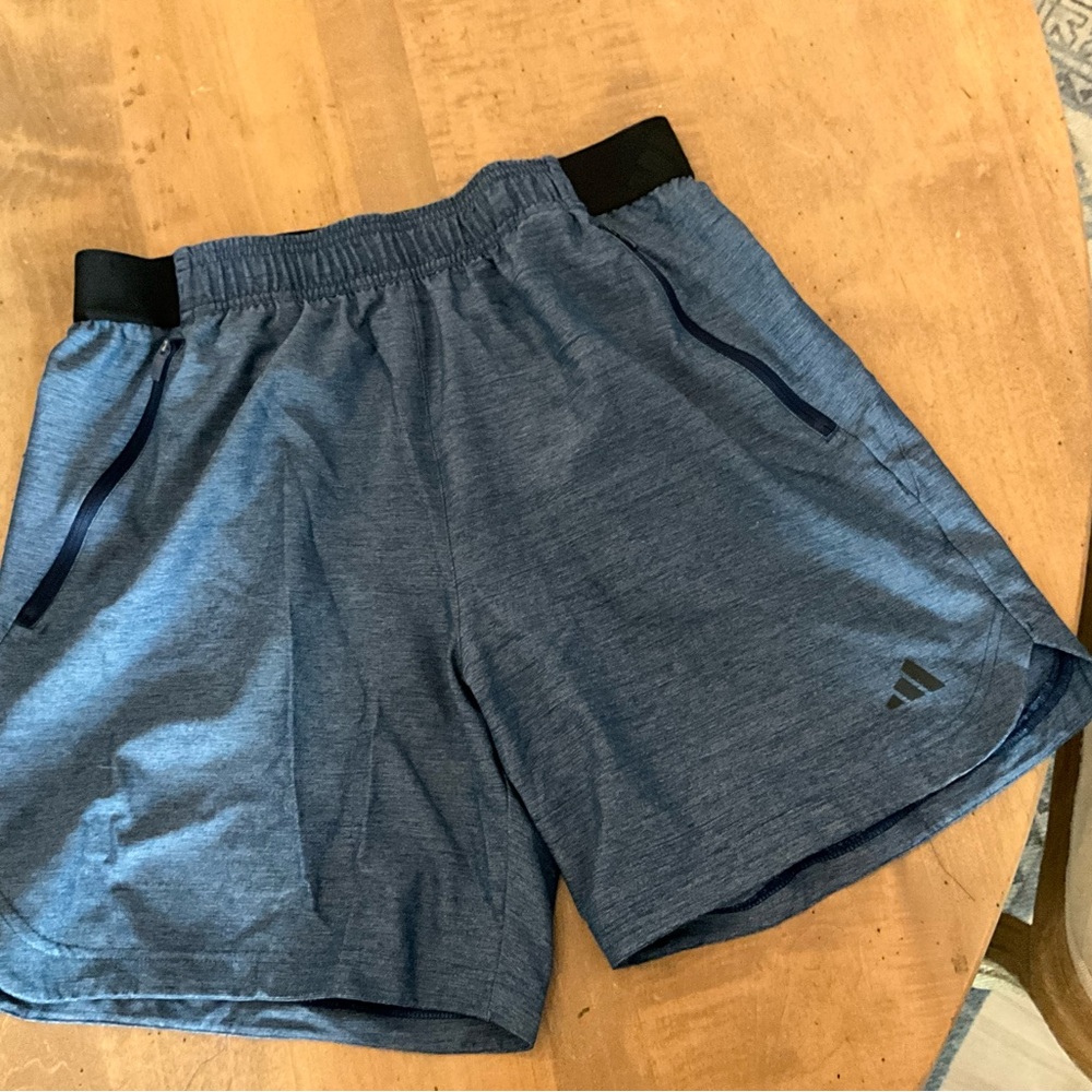 NWT Adidas Men's Heathered Blue Training Shorts Size Medium